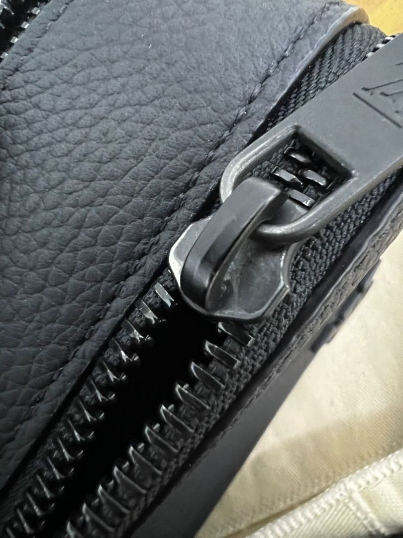 Alpha Wearable Wallet LV Aerogram - Bags