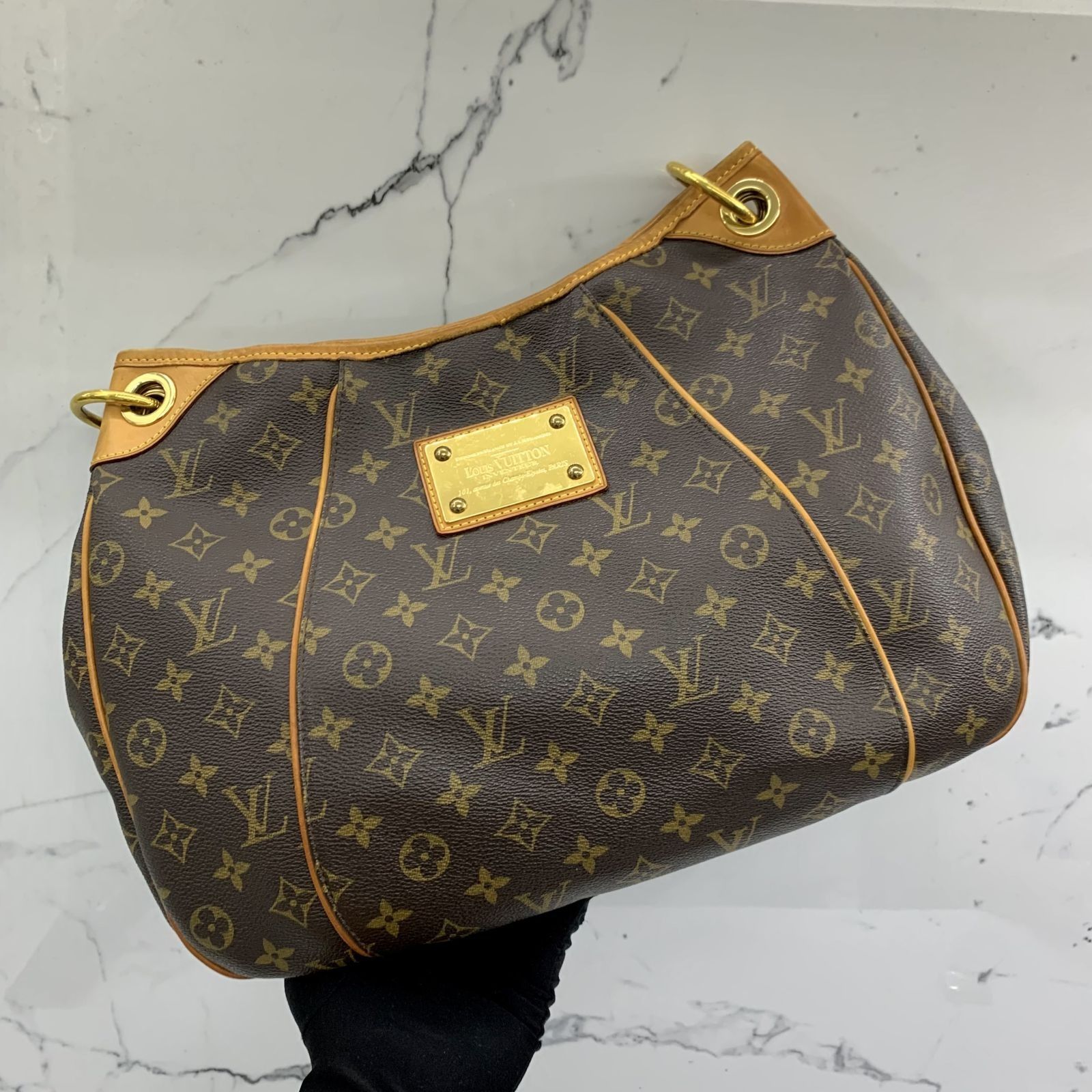 LV Cite Mm in monogram, Luxury, Bags & Wallets on Carousell