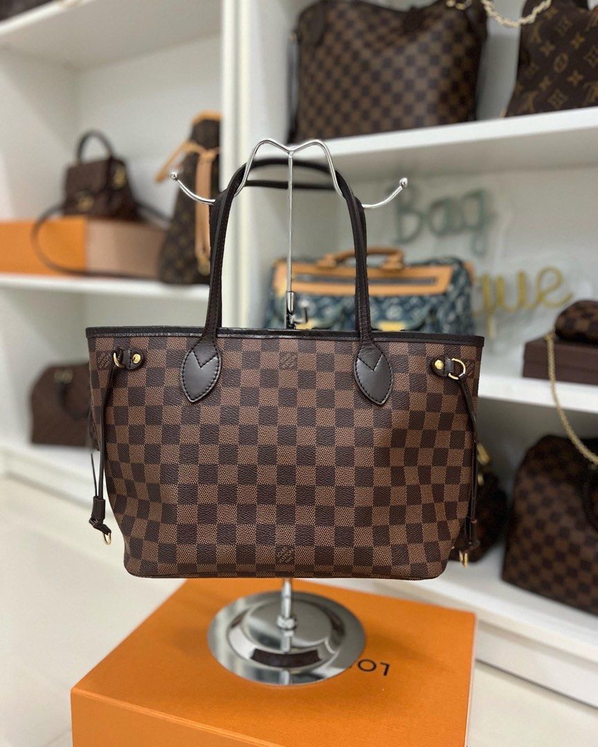 Louis Vuitton Neverfull PM VS MM Reviewwhat fitsMod Shots  YouTube