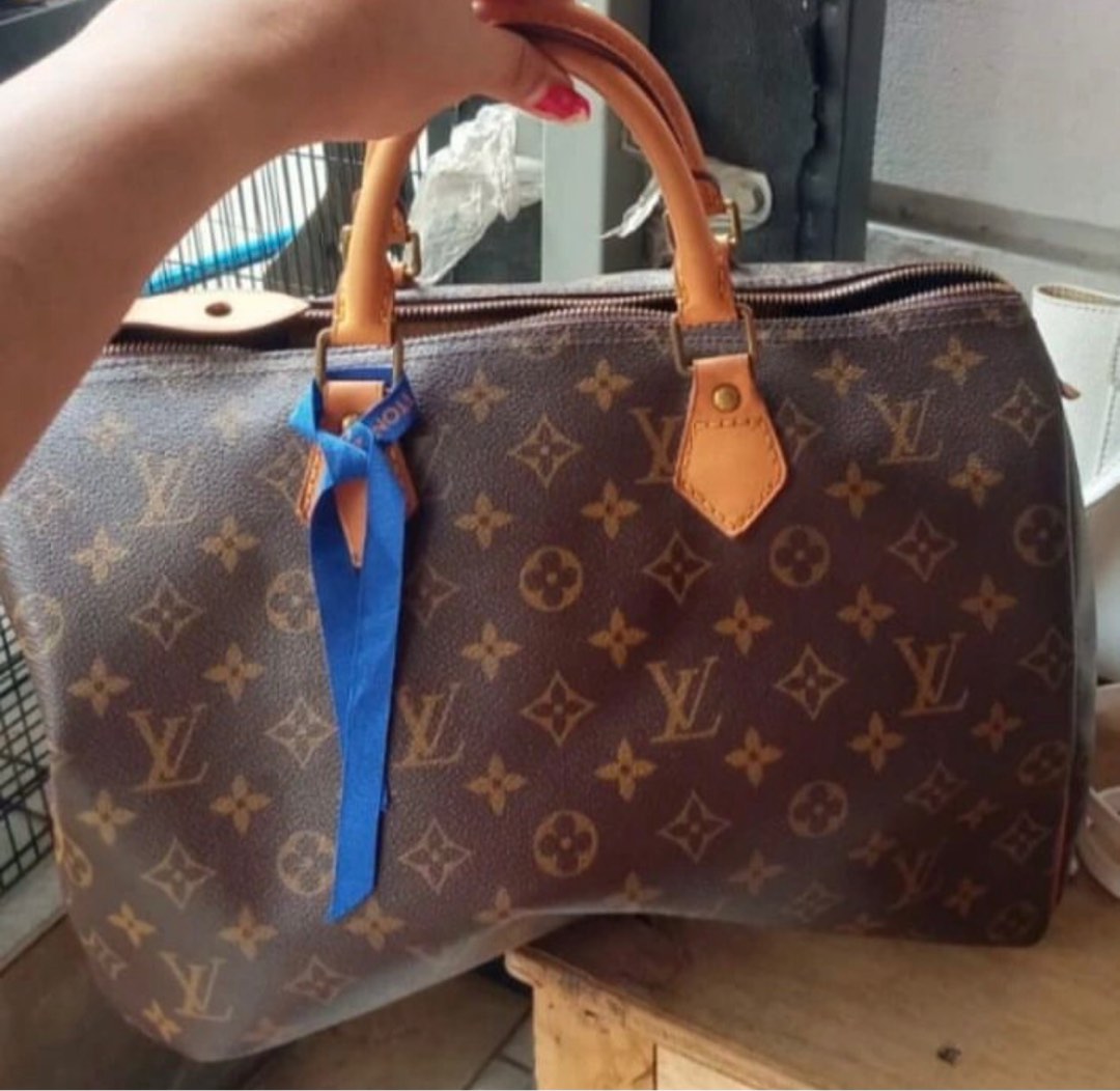 Tas Wanita Original Louis Vuitton Speedy 35 Second Preloved Authentic  Bekas, Barang Mewah, Tas & Dompet di Carousell