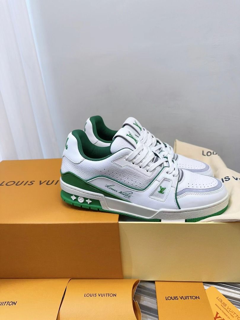 Louis Vuitton LV sneaker trainer 54 green, Men's Fashion, Footwear, Sneakers  on Carousell