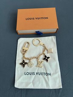 LV x YK Pumpkin Key Holder and Bag Charm - Luxury S00 Yellow