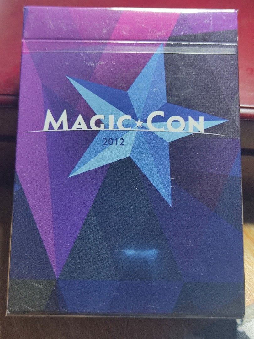 magic-con-2012-commemorative-playing-cards-on-carousell