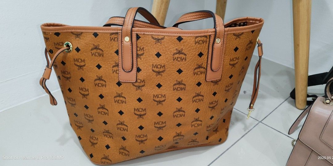 MCM TOTE BAG