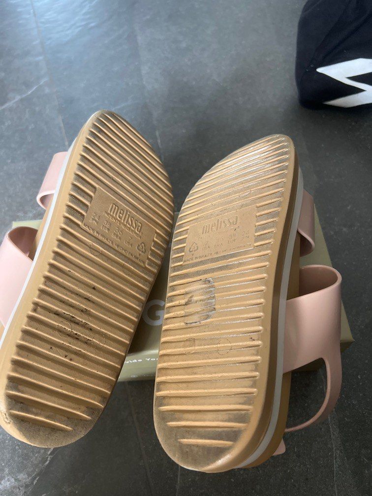 Melissa pumps nude USA 7, Women's Fashion, Footwear, Heels on Carousell