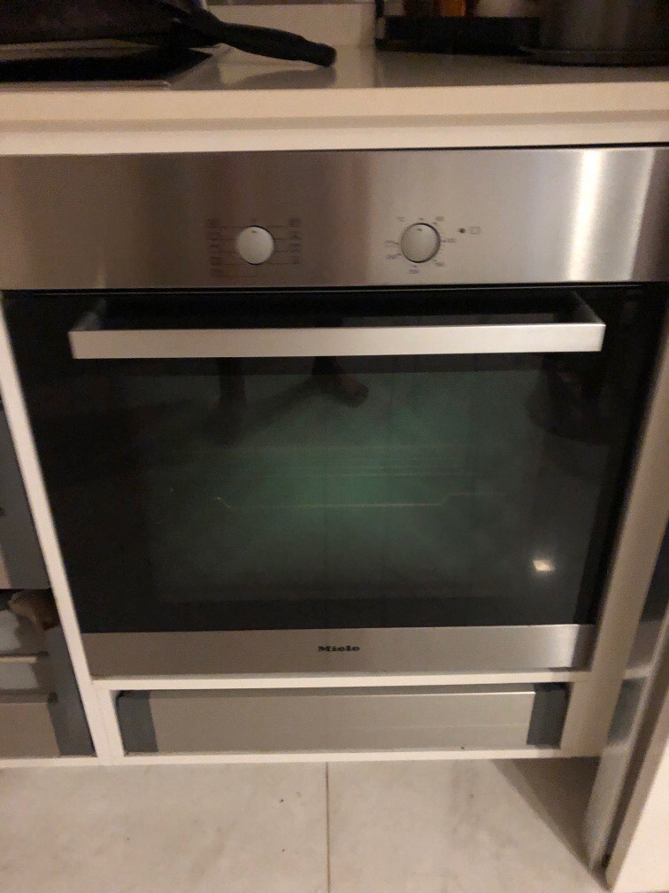 Miele oven, TV & Home Appliances, Kitchen Appliances, Ovens & Toasters