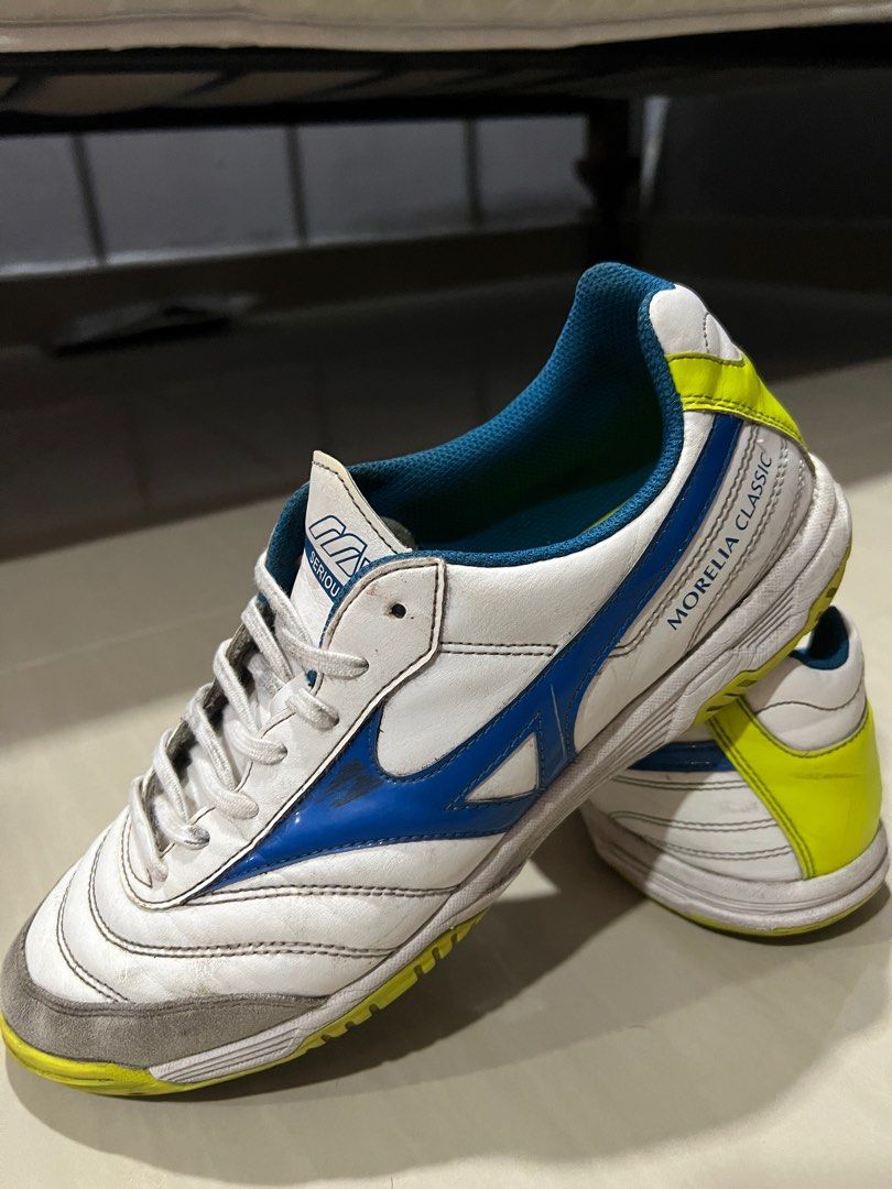 Mizuno best sale futsal 2013