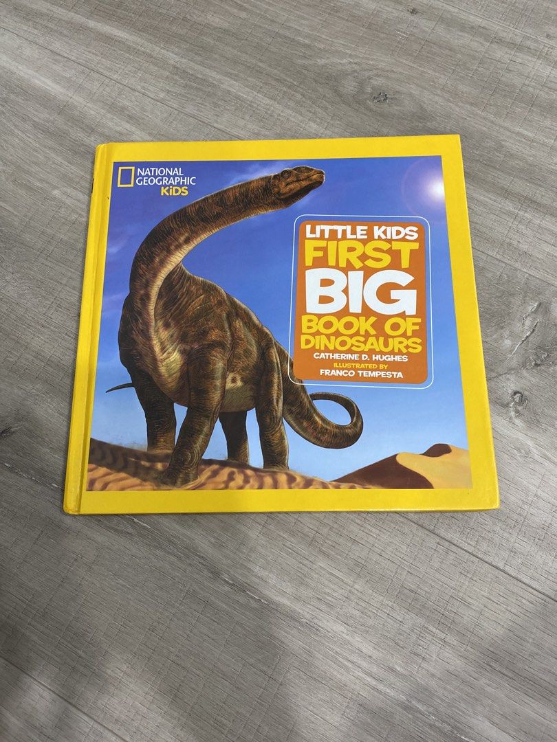 National Geographic Book on Dinosaurs, Hobbies & Toys, Books