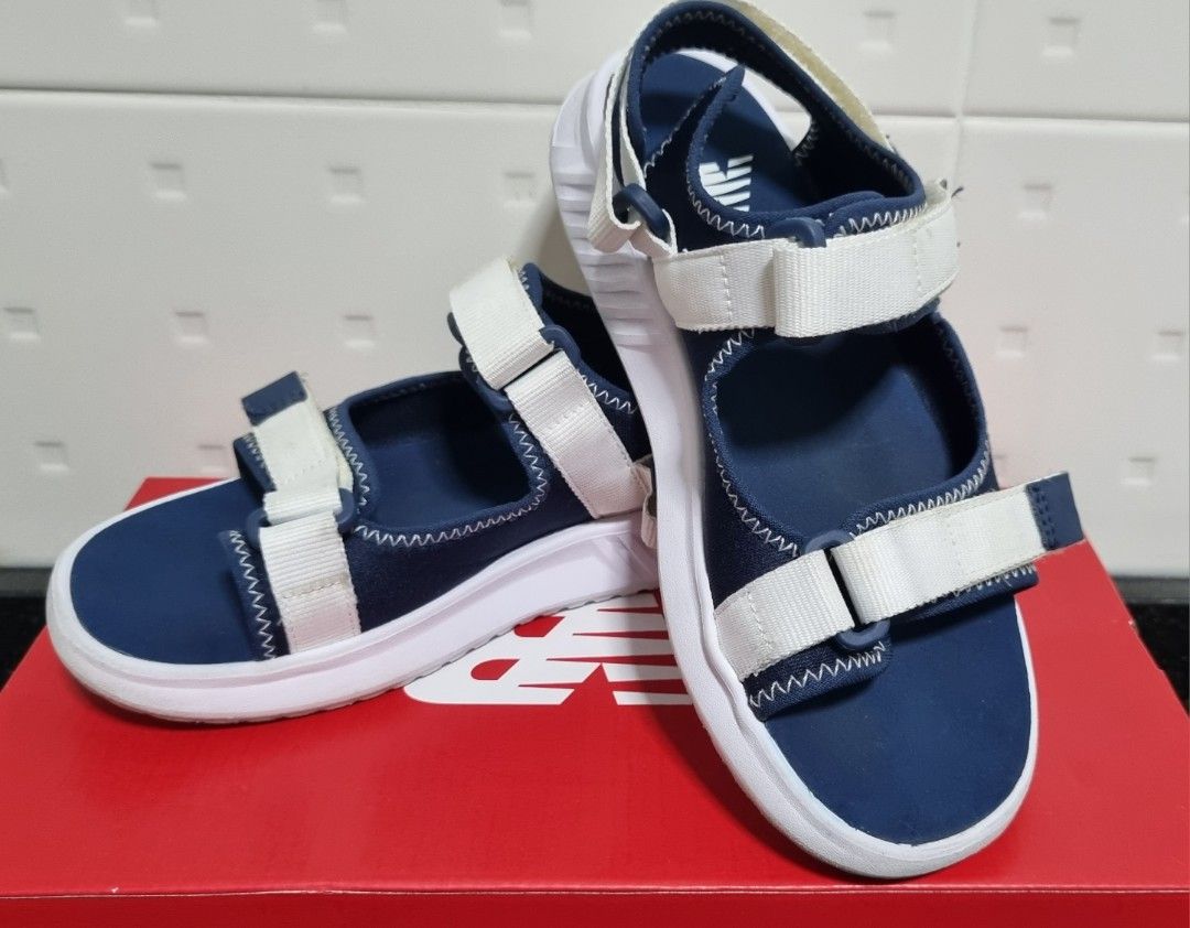 White sandals new arrivals size 2