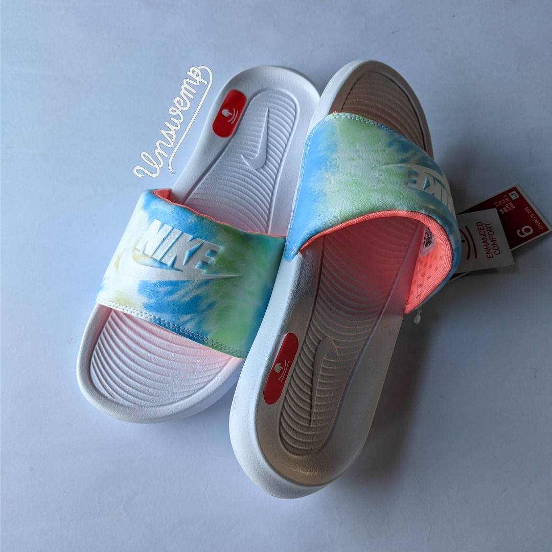 Nike benassi top tie dye