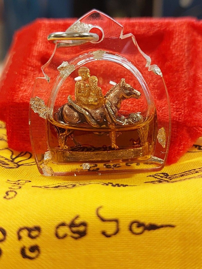 Old Guan Yin Loop Lor - Thai Amulet - Bucha - Khun Paen - AC Meng ...