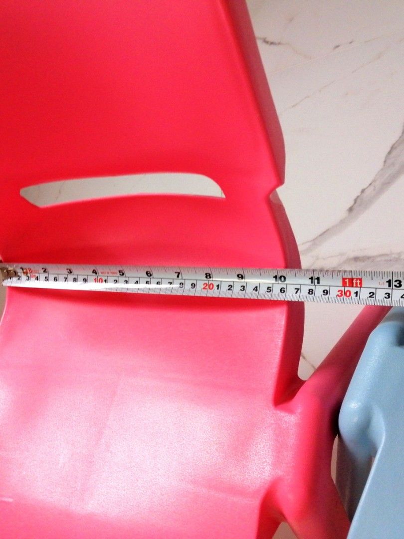 One piece plastic chair, Furniture & Home Living, Furniture, Chairs on