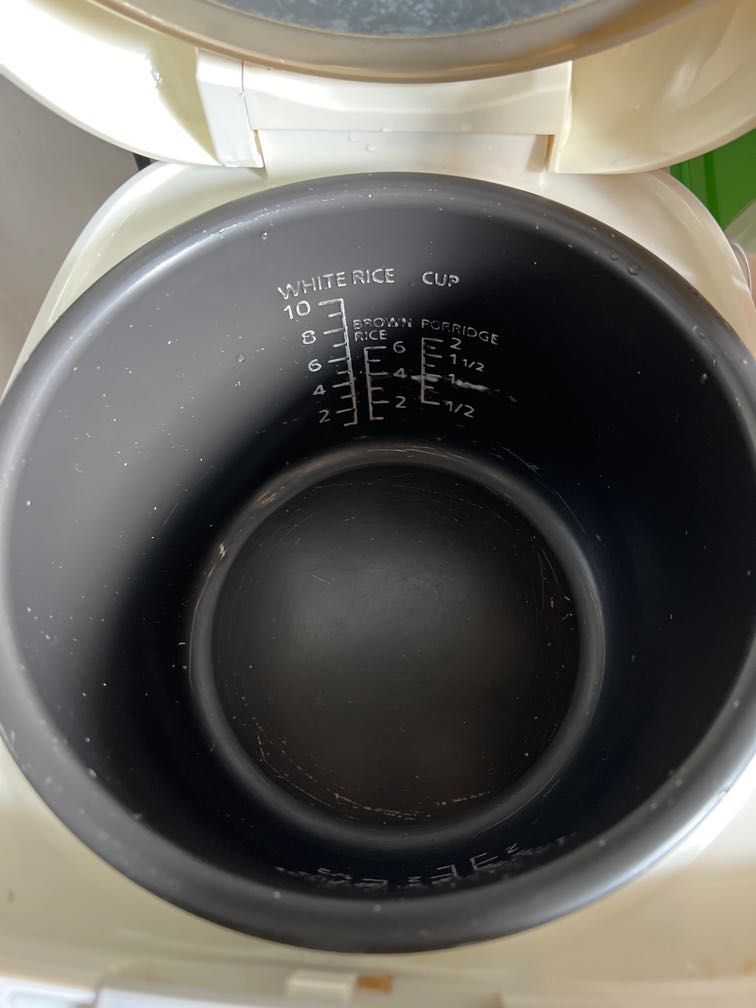 Panasonic Rice Cooker (SRDF181), TV & Home Appliances, Kitchen