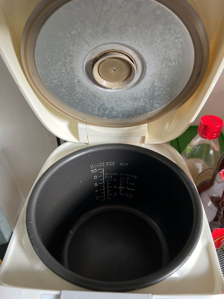 Panasonic Rice Cooker (SRDF181), TV & Home Appliances, Kitchen