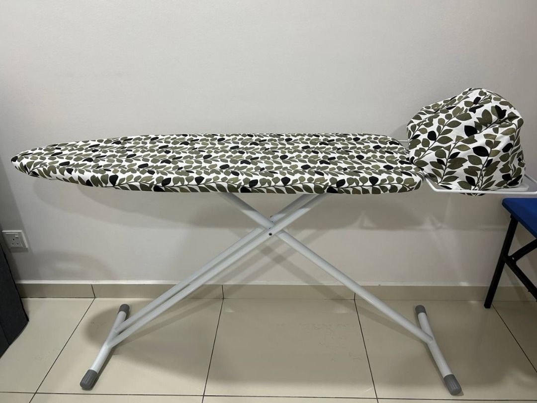 Philips Ironing Board XXL size GC221/88, TV & Home Appliances, Irons