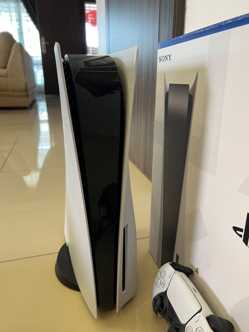 Playstation 5 disc edition for sale. PS5!, Video Gaming, Video Game