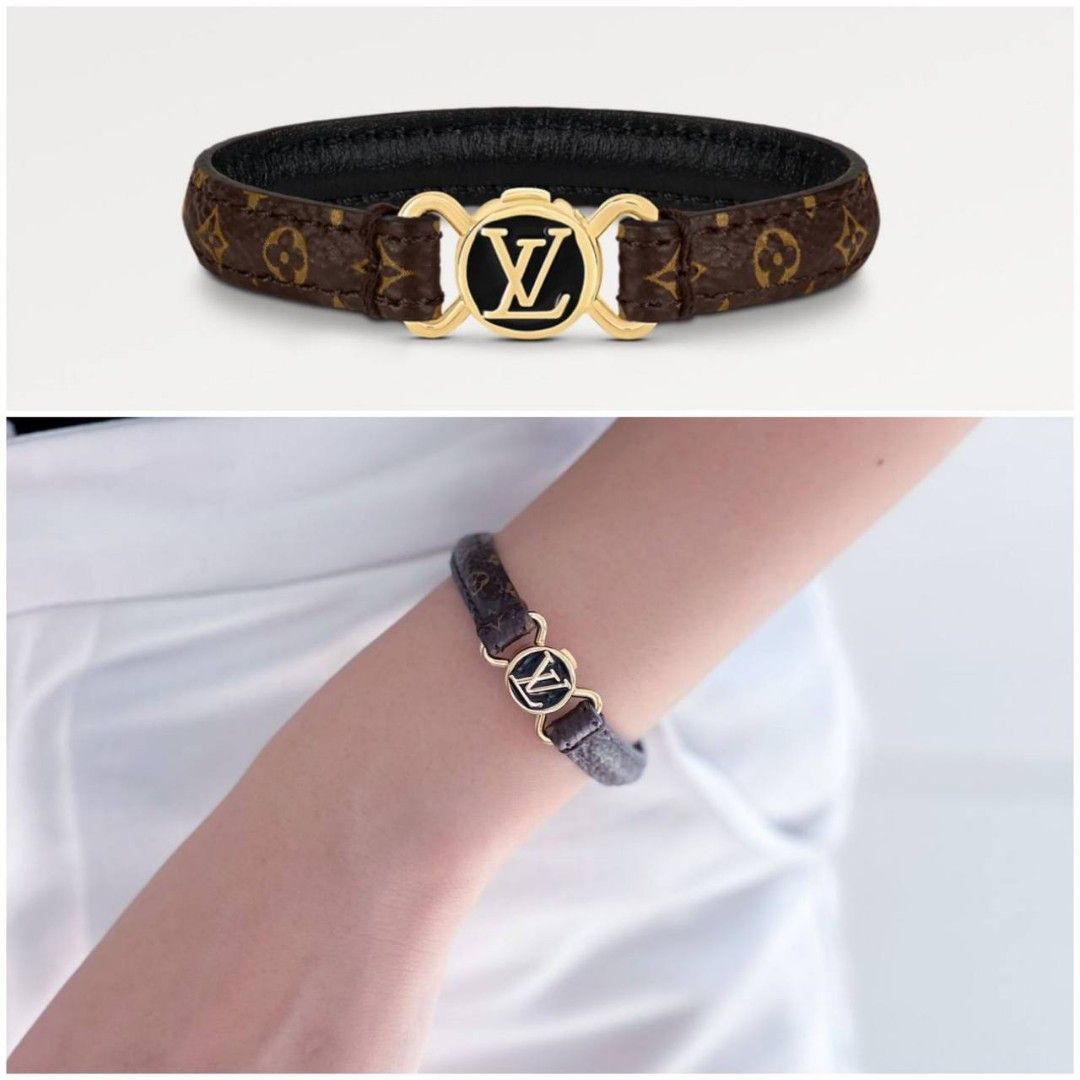 LOUIS VUITTON LV Clic It Bracelet Monogram. Size 17