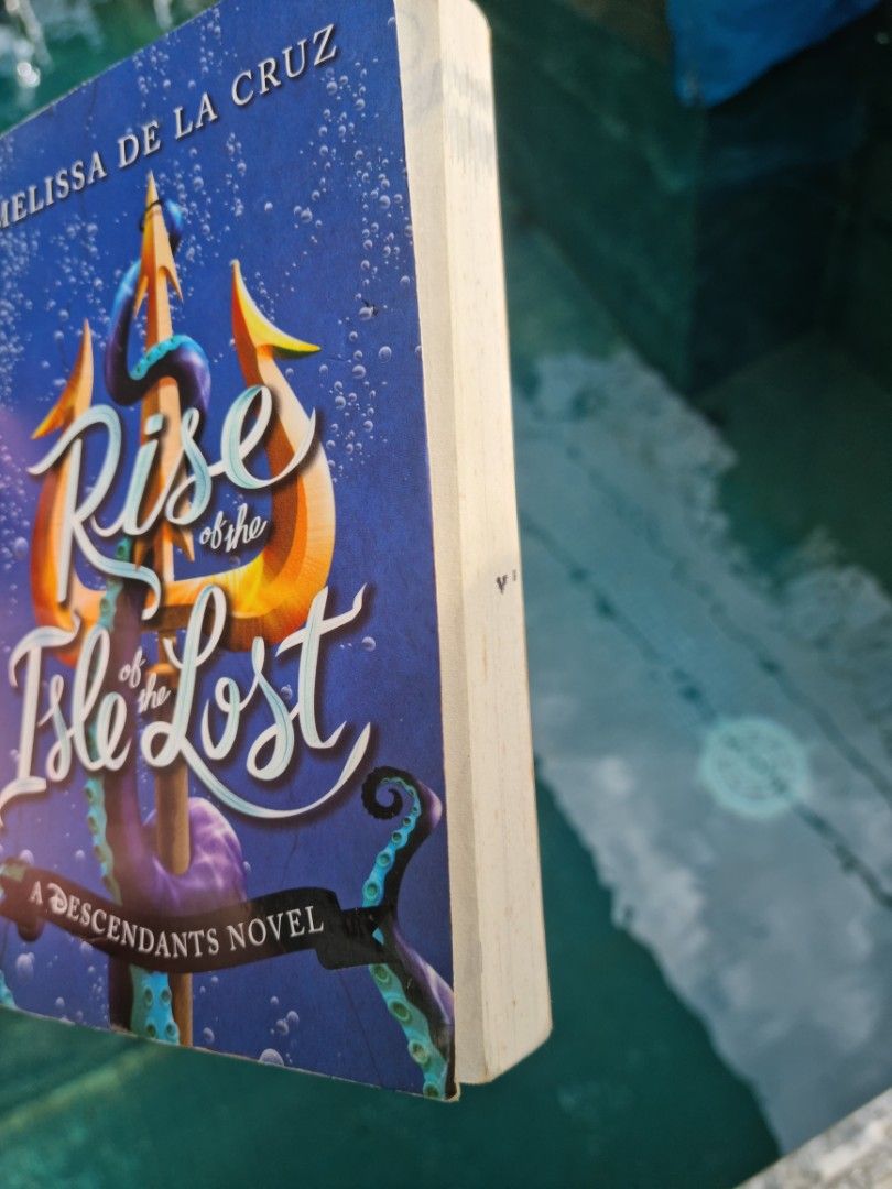 Disney Descendants Hardcover Isle Of The Lost 1 2 3 Book Set Melissa De La  Cruz