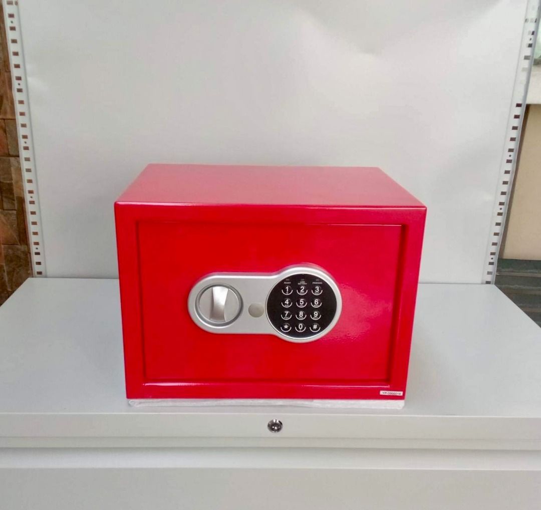 SAFE VAULT SV-2 (Category: Safe) located in Manila. Submitted by aesthetic.h.o.furniture (Listing ID 1232846580, Image 1). Description: DIMENSIONS: H250*W350*D250MM THICKNESS: GAUGE 18.
