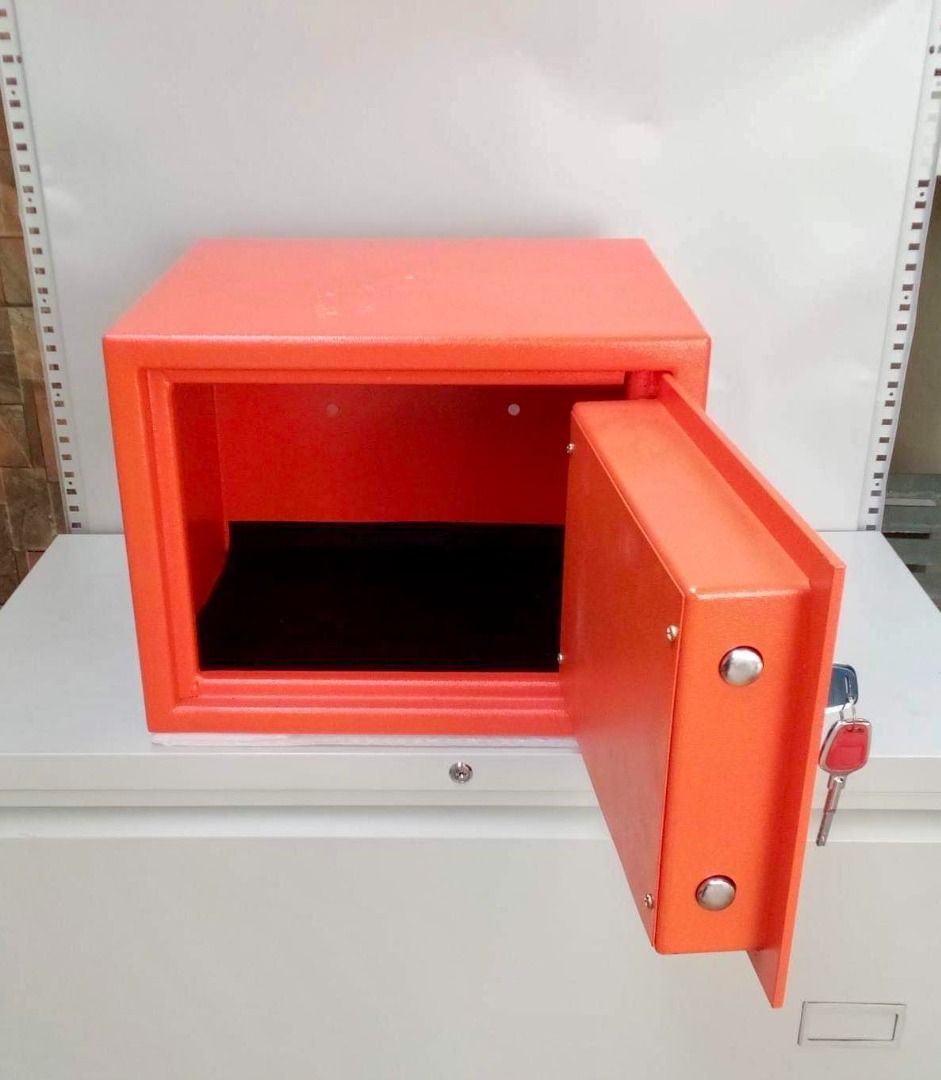 SAFE VAULT SV-5 (Category: Safe) located in Manila. Submitted by aesthetic.h.o.furniture (Listing ID 1232847537, Image 3). Description: DIMENSIONS: H320*W420*D360MM COLOR: Orange THICKNESS: GAUGE 18.