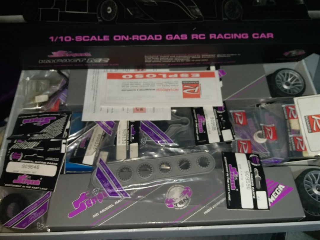 Serpent impact M2 遙控車油車engine 蛇仔1/10 古董全新大量零件RC R/C