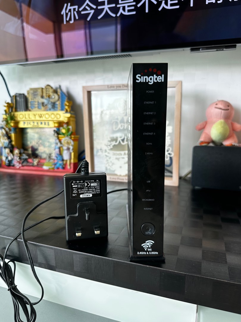 Singtel Router 2.4 and 5.0 GHz, Computers & Tech, Parts & Accessories ...