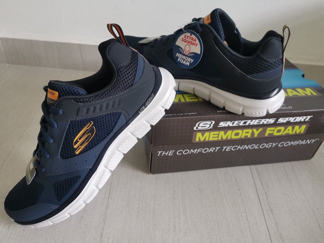 Skechers extra squishy memory deals foam