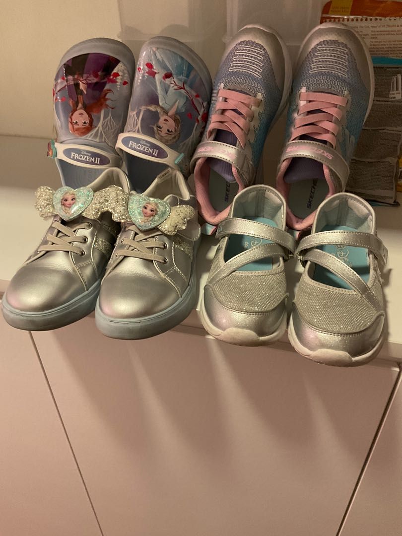 Skechers deals disney discount