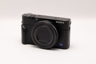 （分類：）位於 。 由 silverdog_da84d2 提交（商品編號 1232897646，圖片 1）。簡介： 。