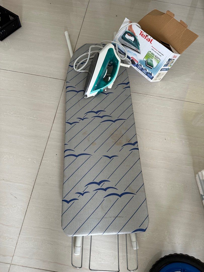 Steam iron and full size iron board, TV & Home Appliances, Irons