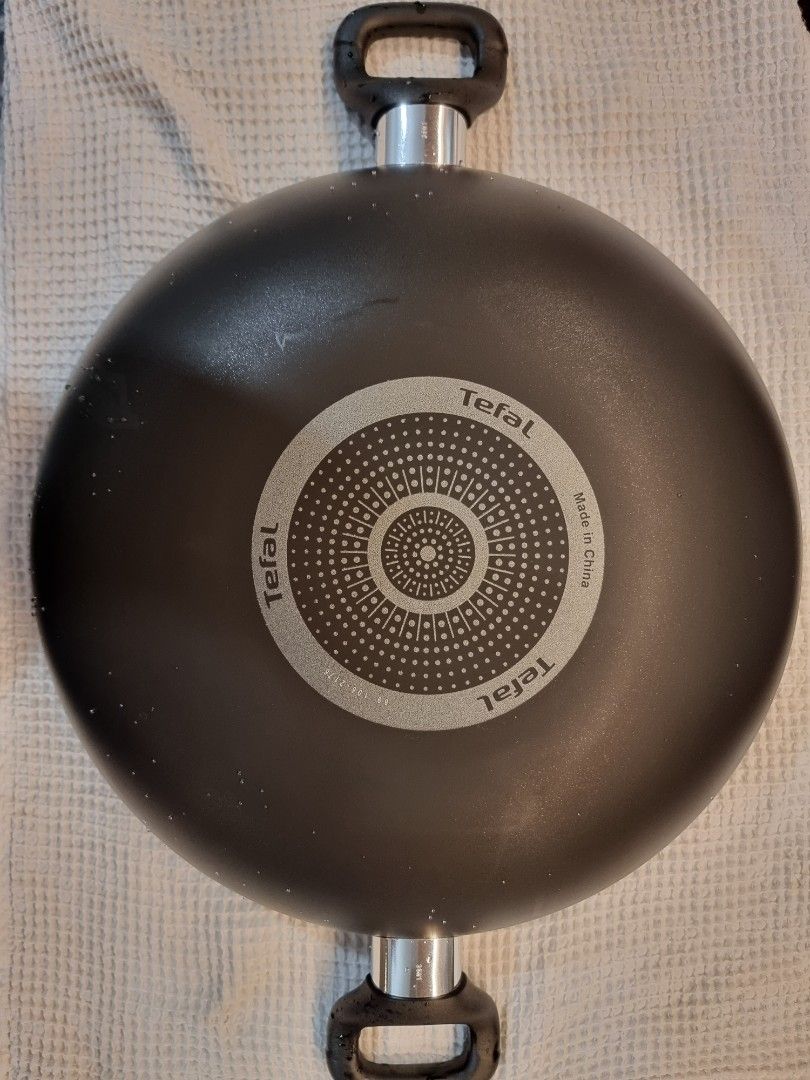 Tefal Wok 36cm (Not for induction), Furniture & Home Living