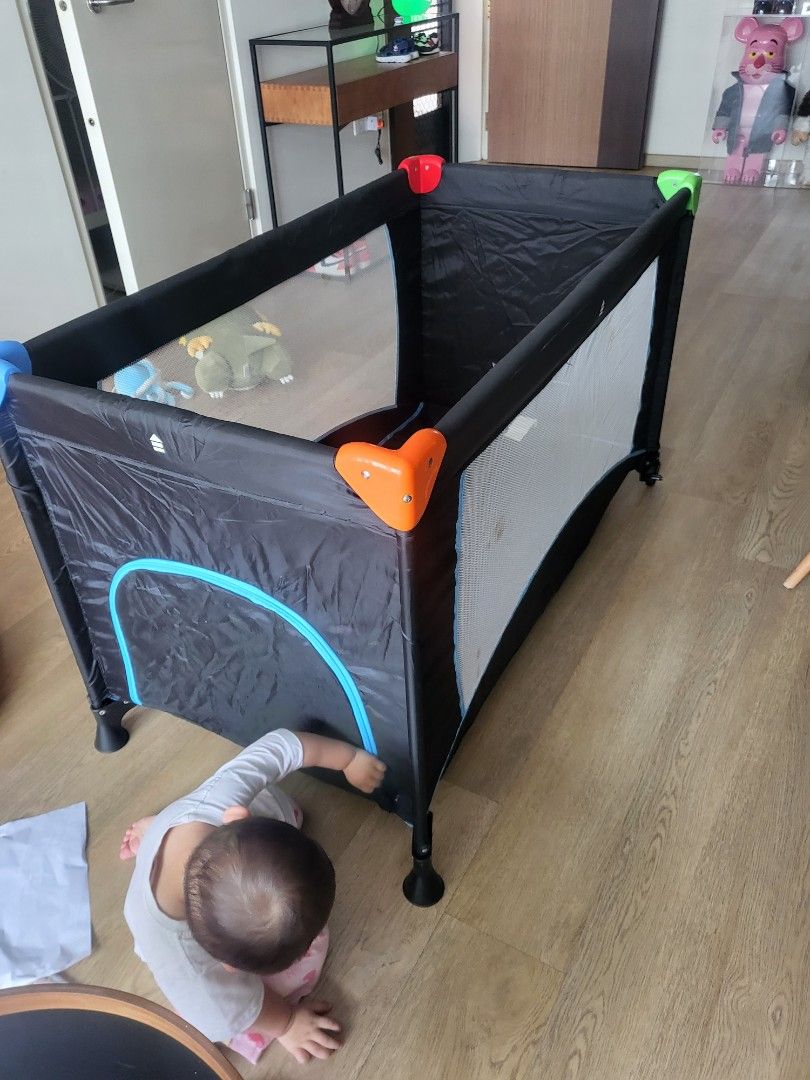 Travel Cot from Toys r us, Babies & Kids, Baby Nursery & Kids Furniture, Cots & Cribs on Carousell