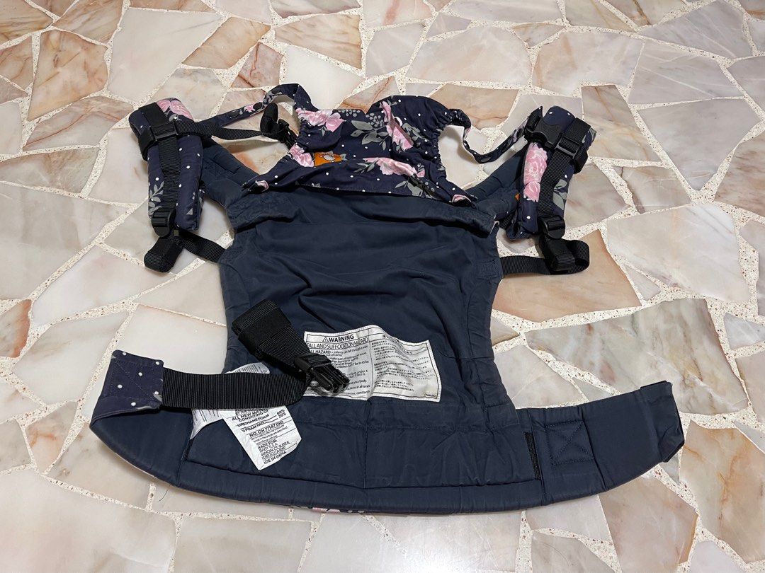 Tula Free To Grow Baby Carrier (Blossom), Babies & Kids, Going Out