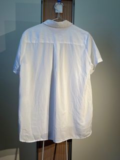 Uniqlo 舒適白色短袖襯衫