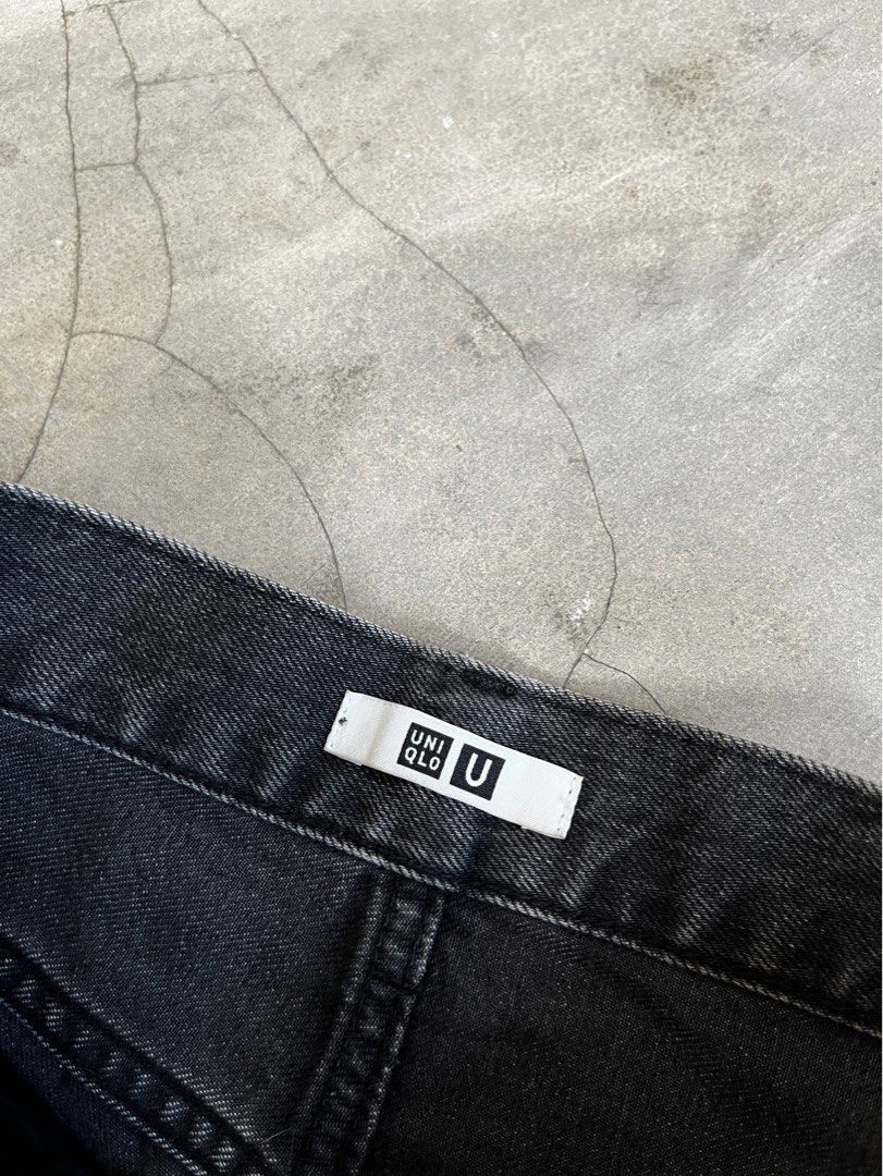Uniqlo Baggy Jeans, Men's Fashion, Bottoms, Jeans on Carousell