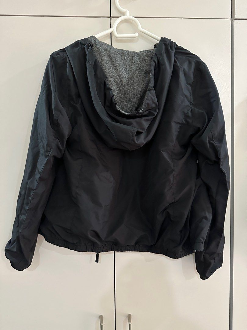 Uniqlo reversible jacket (black and gray), Women's Fashion, Coats ...