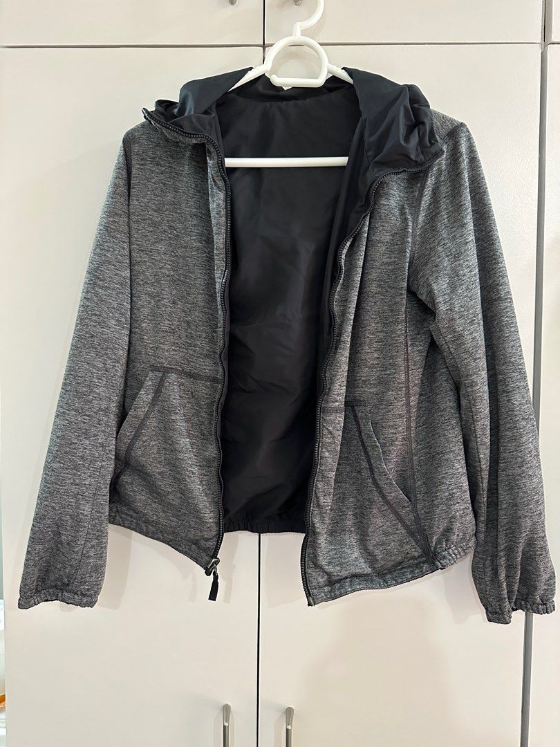 Uniqlo reversible jacket (black and gray), Women's Fashion, Coats ...