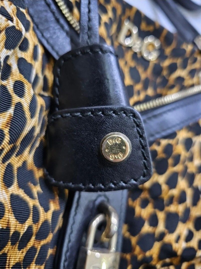 Used D G Leopard Print Shoulder Bag