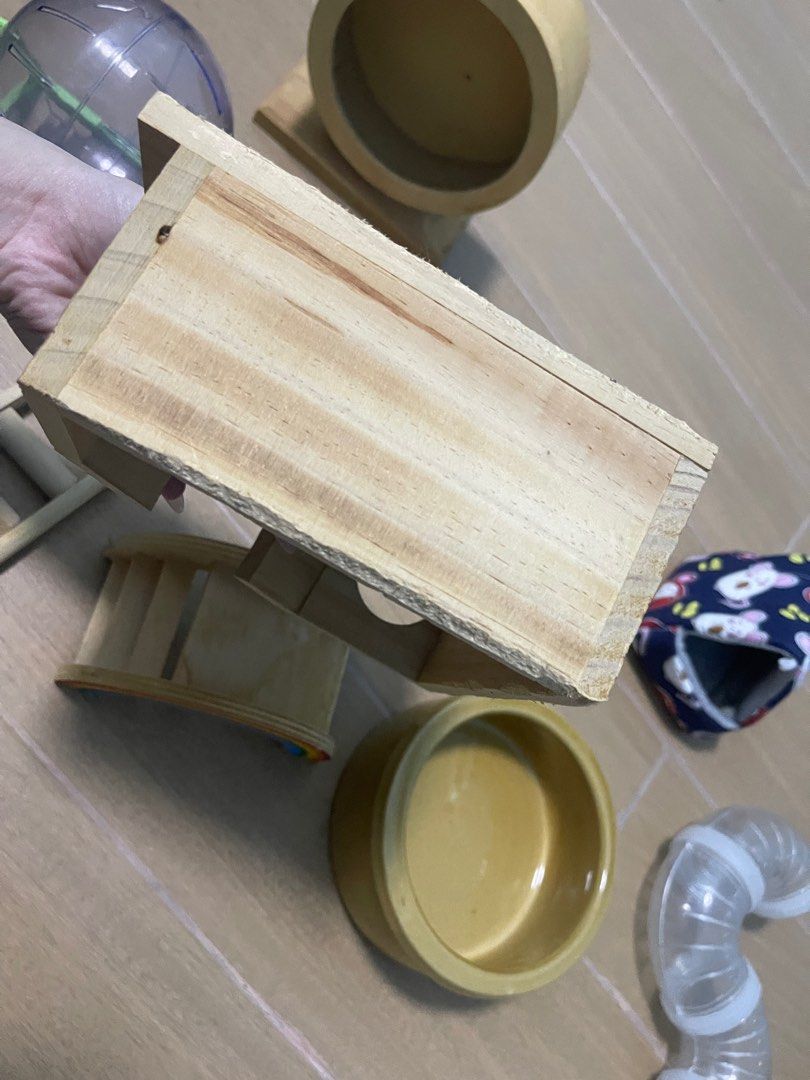 Used hamster supplies bundle Pet Supplies Homes Other Pet