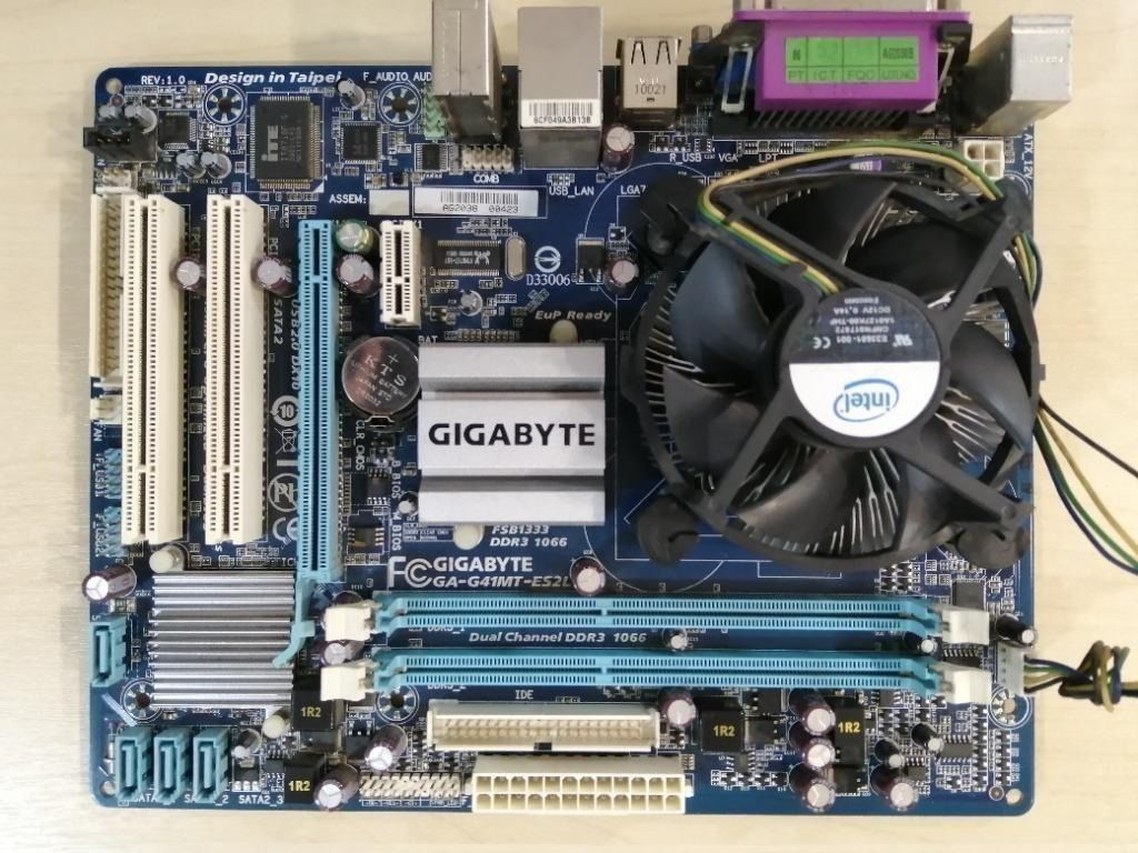 used Motherboard LGA 775 Gigabyte GA G41MT ES2L rev. 1.0 with