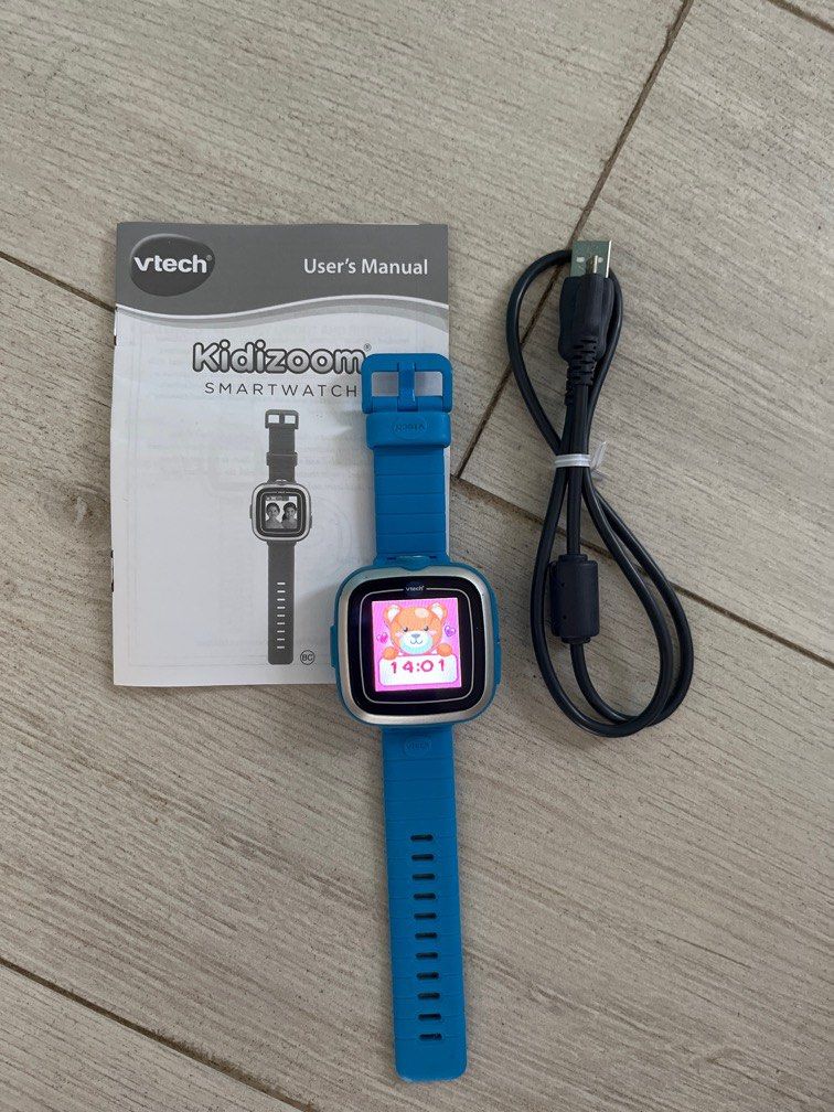 Vtech Kidizoom watch, 興趣及遊戲, 玩具 & 遊戲類 Carousell
