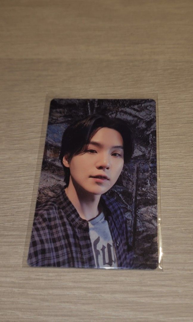 wtt yoongi suga agustd d-day soundwave ld pc, Hobbies & Toys 