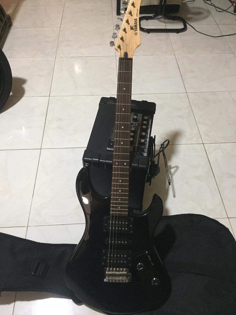 YAMAHA Electric Guitar with amplifier (Category: Musical Instruments) located in Paranaque City. Submitted by lilacbyastrid (Listing ID 1233000848, Image 2). Description: twice or thrice lang nagamit since stock lang sya dito sa house bought in spain .