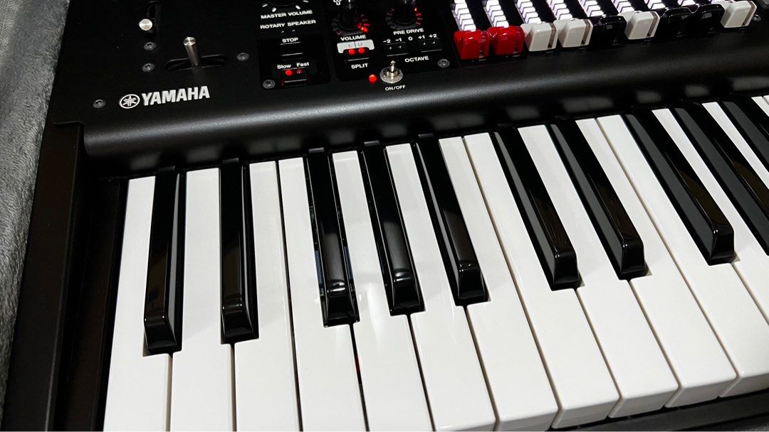 Yamaha YC61 61 keys stage keyboard, Hobbies & Toys, Music & Media