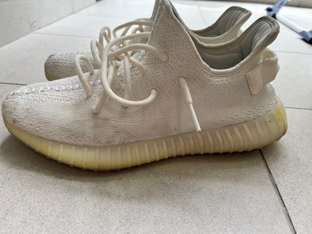 yeezy 350v2 white