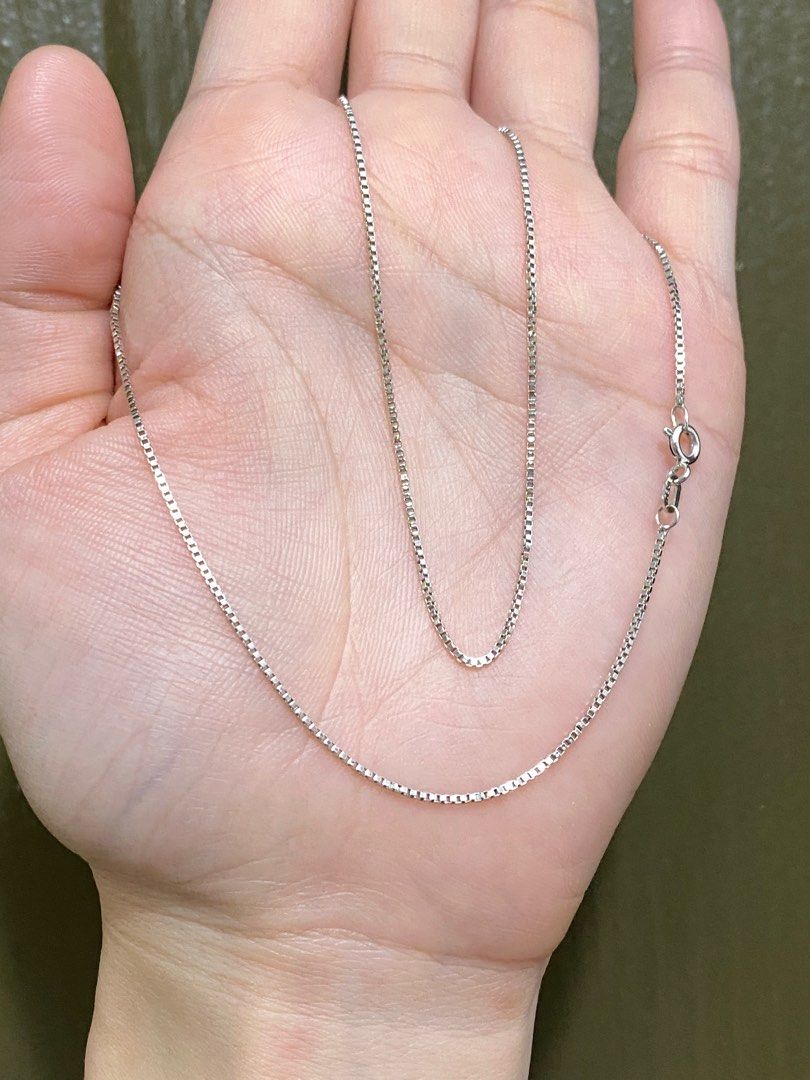 18k white gold BOX CHAIN NECKLACE ONLY 1.8g Women s Fashion