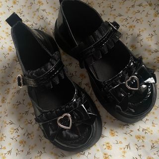 ˚₊‧꒰ა ☆ ໒꒱ ‧₊˚ ulzzang gothic black kawaii leather chunky  thick platform shoes
