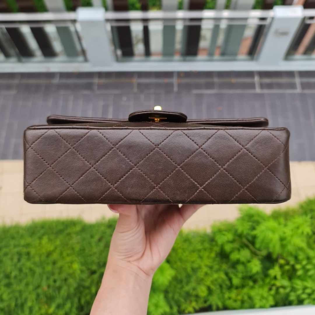 🤎 [RARE!] VINTAGE CHANEL DARK BROWN SMALL CLASSIC QUILTED FLAP BAG CF 23CM  23 CM LAMBSKIN CHOCOLATE 24K GHW GOLD HARDWARE, Luxury, Bags & Wallets on  Carousell