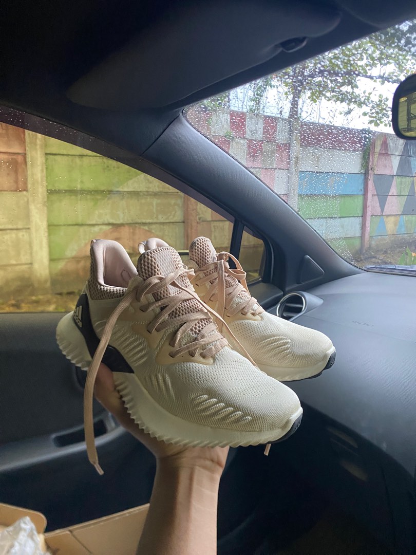 Adidas fiori alphabounce outlet