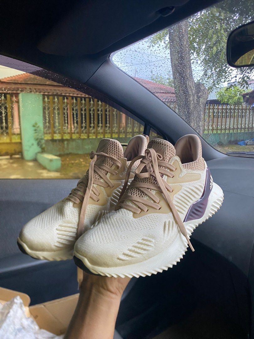 ADIDAS ALPHABOUNCE BEYOND Fesyen Wanita Sepatu di Carousell
